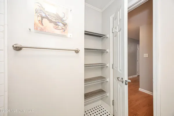 $2,000 | 2421 Beachview Drive, Unit G13, Ocean Springs, MS 39564