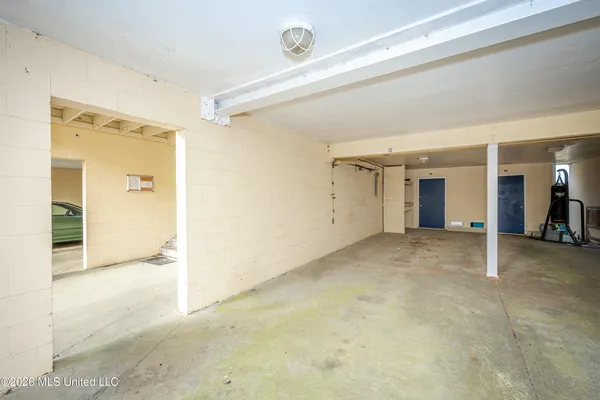 $2,000 | 2421 Beachview Drive, Unit G13, Ocean Springs, MS 39564