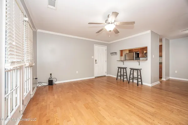 $2,000 | 2421 Beachview Drive, Unit G13, Ocean Springs, MS 39564