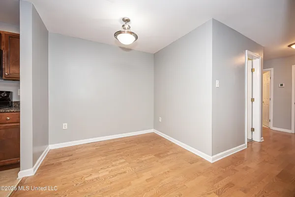 $2,000 | 2421 Beachview Drive, Unit G13, Ocean Springs, MS 39564