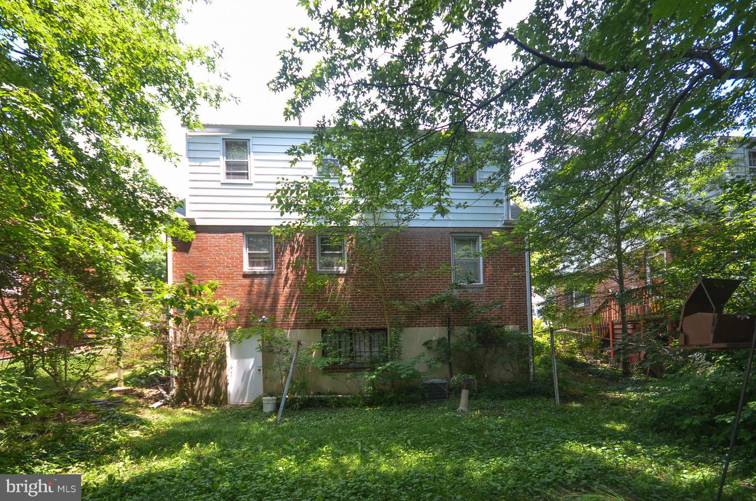 5901 Lockwood Road Cheverly, MD 20785 - Photo 5 of 27 Exterior (Rear)