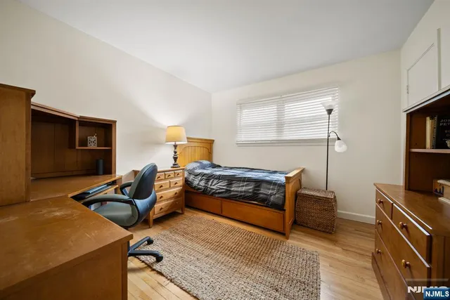 $825,000 | 407 Overbrook Road, Northvale, NJ 07647