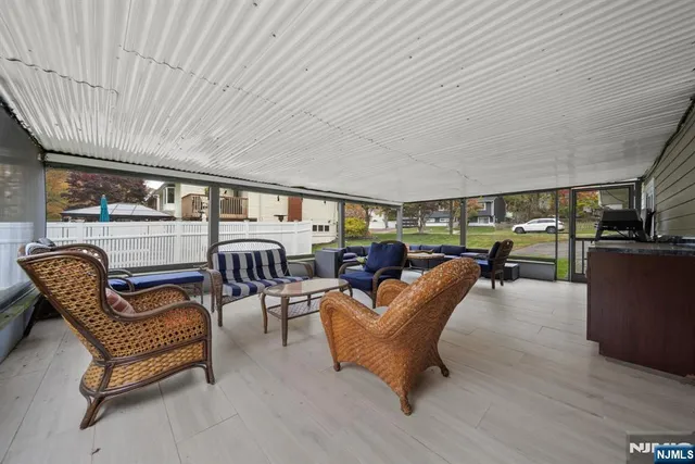 $825,000 | 407 Overbrook Road, Northvale, NJ 07647