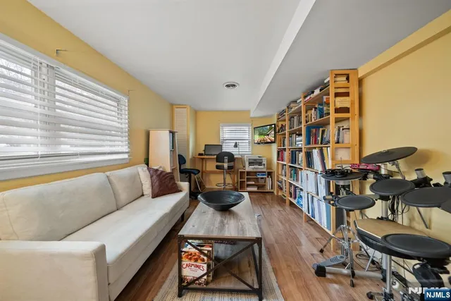 $825,000 | 407 Overbrook Road, Northvale, NJ 07647