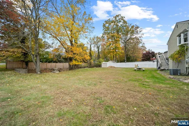 $825,000 | 407 Overbrook Road, Northvale, NJ 07647