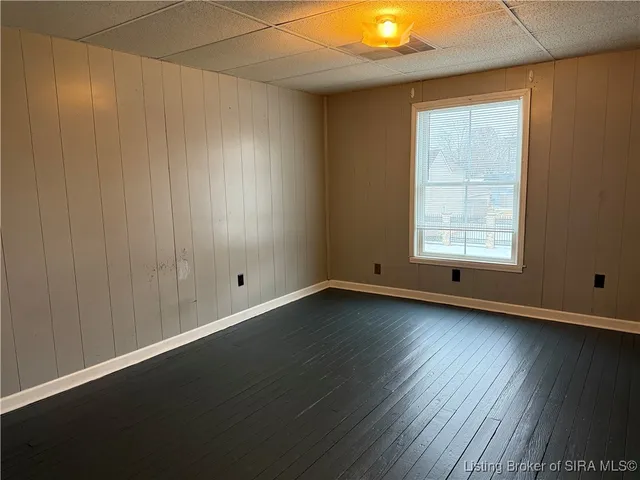 $795 | 318 West Market Street, Unit 4, New Albany, IN 47150