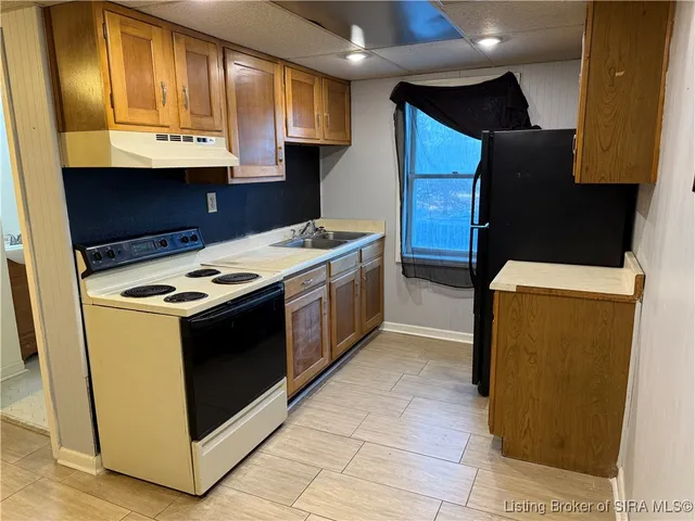 $795 | 318 West Market Street, Unit 4, New Albany, IN 47150