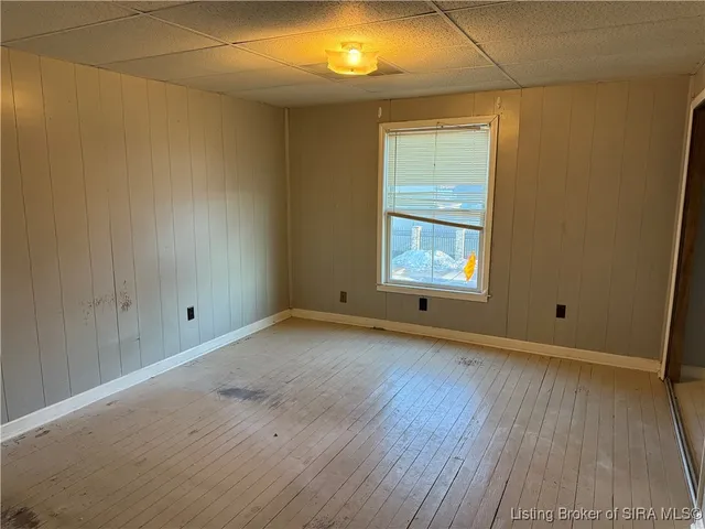 $795 | 318 West Market Street, Unit 4, New Albany, IN 47150