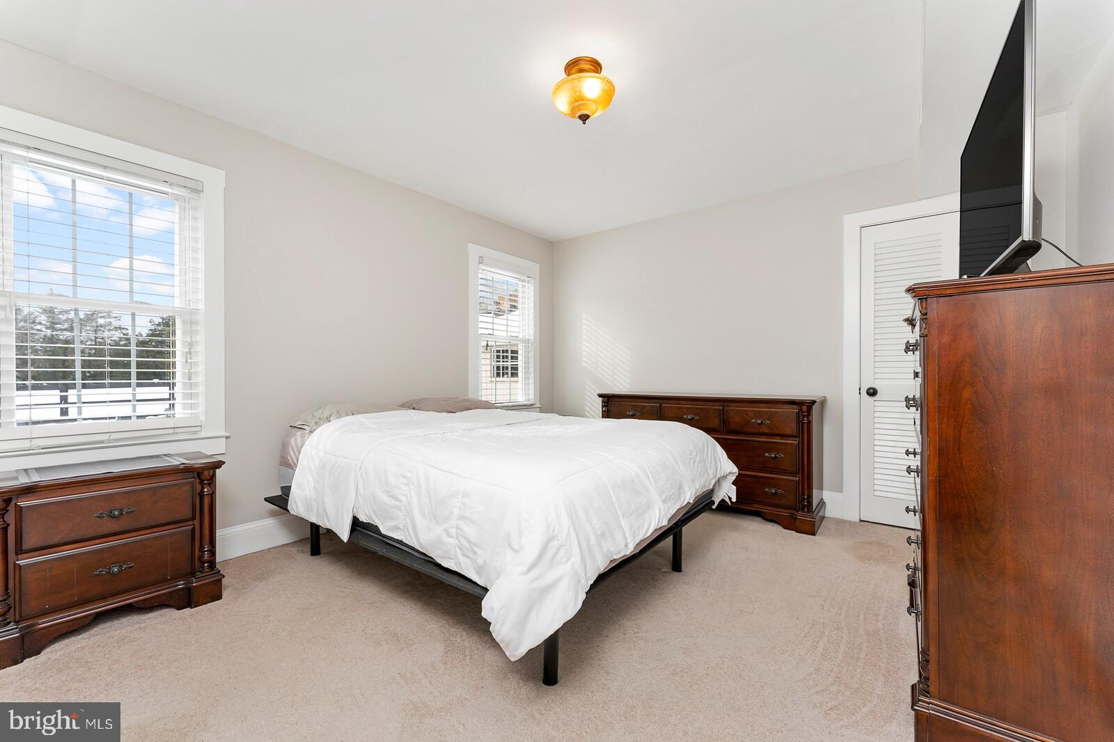 9284 Elk Run Road Catlett, VA 20119 - Photo 15 of 33 Primary Bedroom Main Level