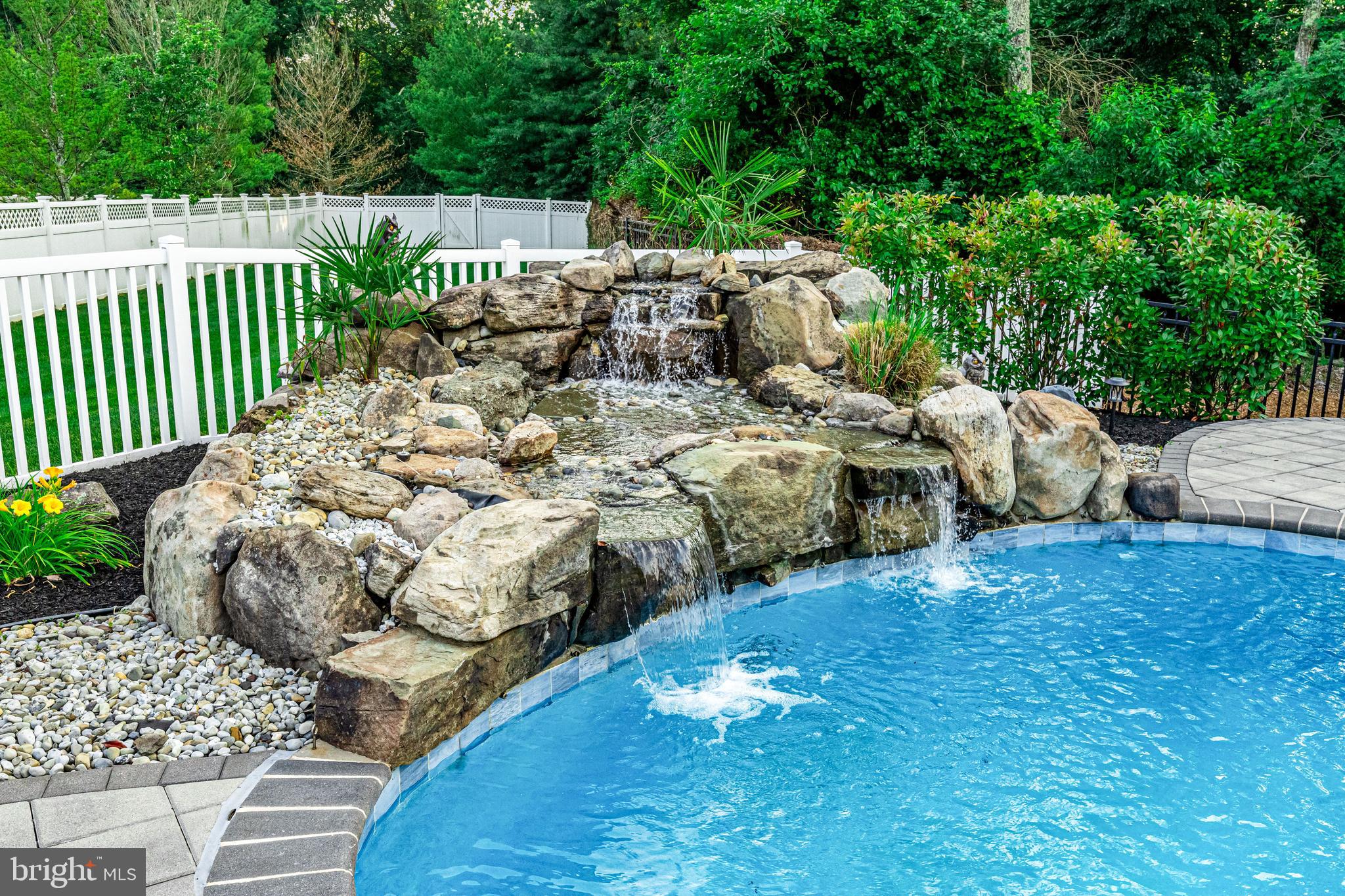 22 Tara Drive Sewell, NJ 08080 - Photo 18 of 70