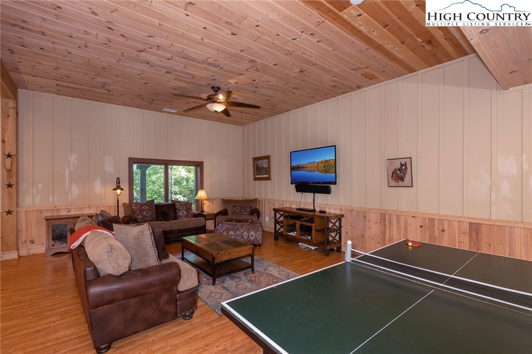 187 Hialeah Lane Boone, NC 28607 - Photo 39 of 43