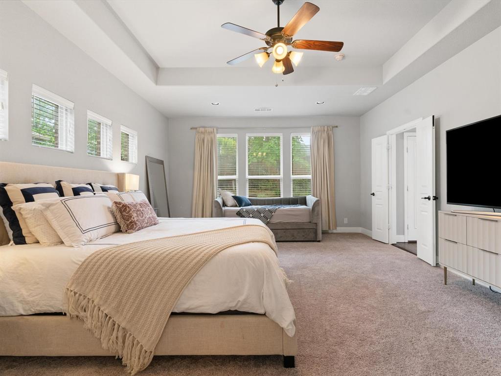 100 Griffith Court Euless, TX 76039 - Photo 18 of 40