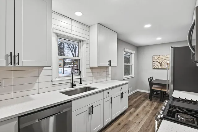 $384,900 | 2013 Gettysburg Avenue North, Golden Valley, MN 55427