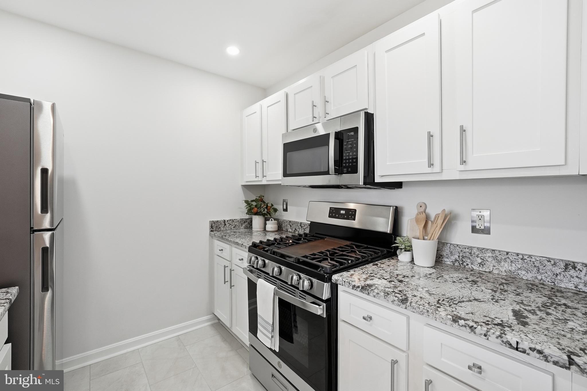 2004 11th Street Northwest, Unit 338 Washington, DC 20001 - Photo 17 of 31