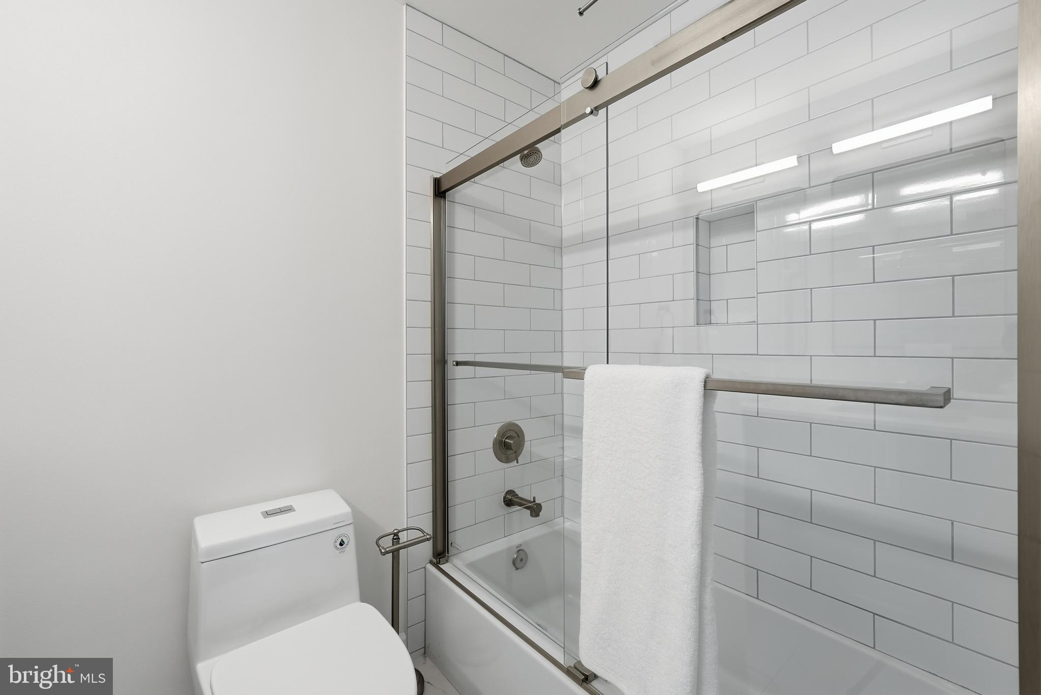 2004 11th Street Northwest, Unit 338 Washington, DC 20001 - Photo 26 of 31