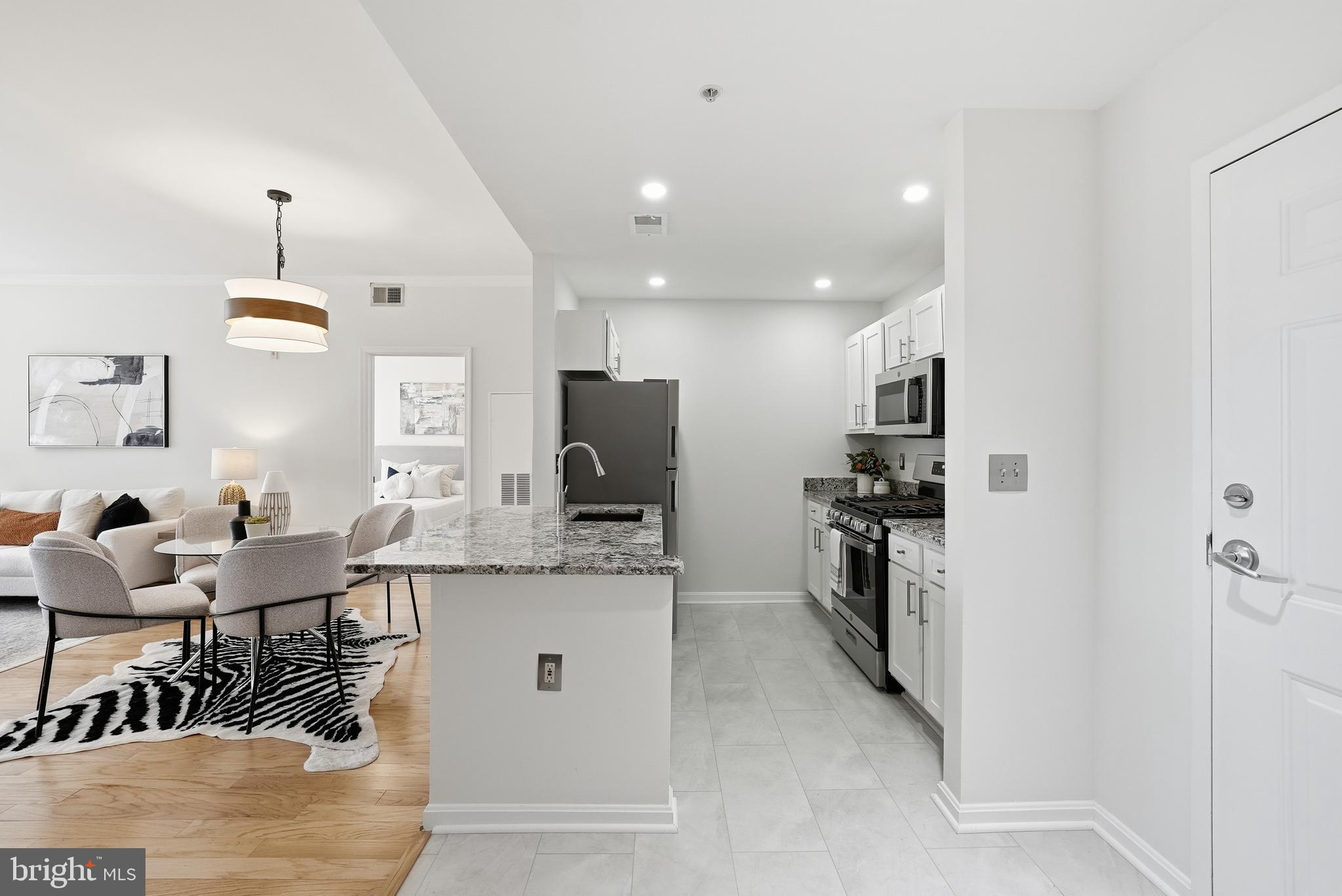 2004 11th Street Northwest, Unit 338 Washington, DC 20001 - Photo 9 of 31