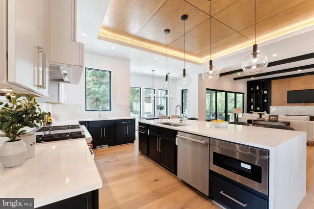 $3,388,888 | 6908 Southridge Drive, McLean, VA 22101