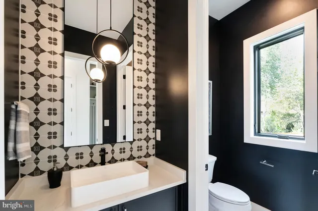 $3,388,888 | 6908 Southridge Drive, McLean, VA 22101