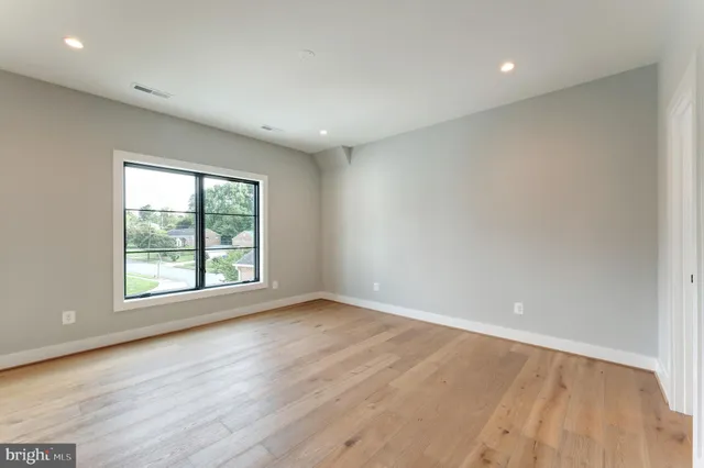 $3,388,888 | 6908 Southridge Drive, McLean, VA 22101