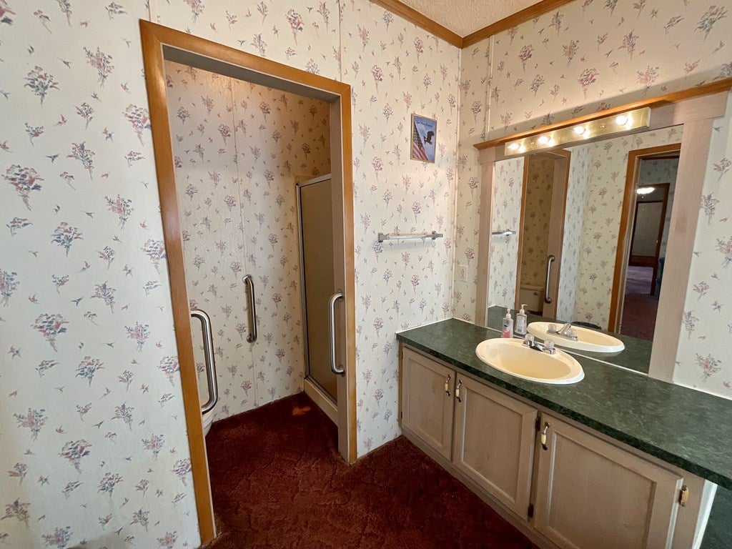 2134 Pipers Gap Road Galax, VA 24333 - Photo 17 of 22 Gallery Image 17