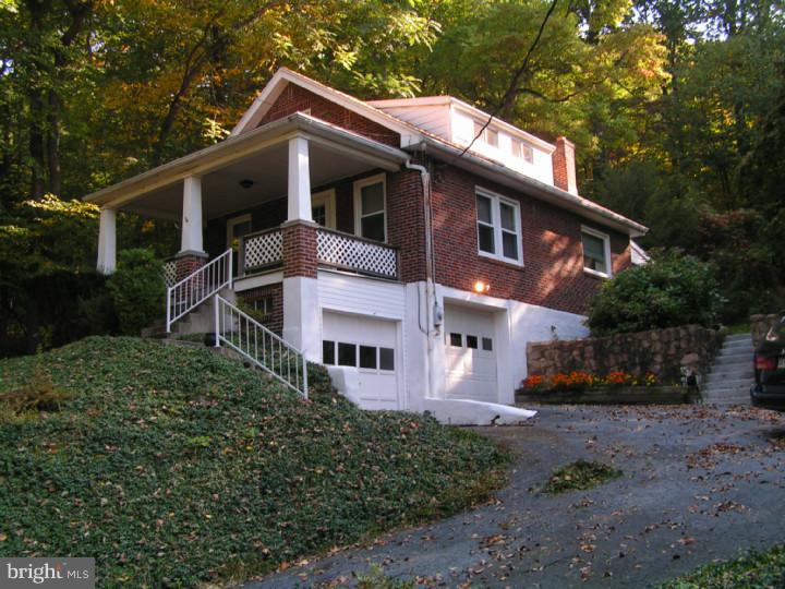 105 Old Spies Church Road Reading, PA 19606 - Photo 2 of 21