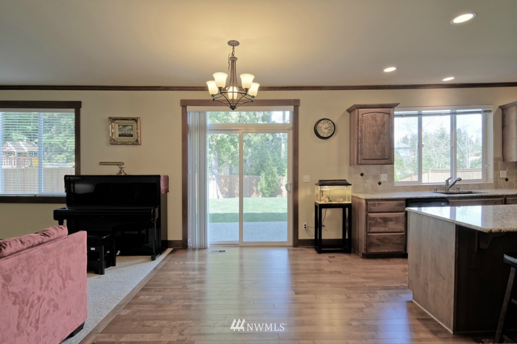 3117 216th Place Southeast Bothell, WA 98021 - Photo 7 of 25