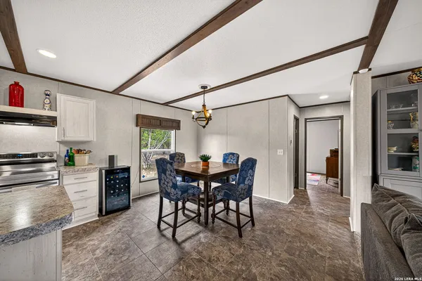 $235,000 | 889 East 24th, Lakehills, TX 78063