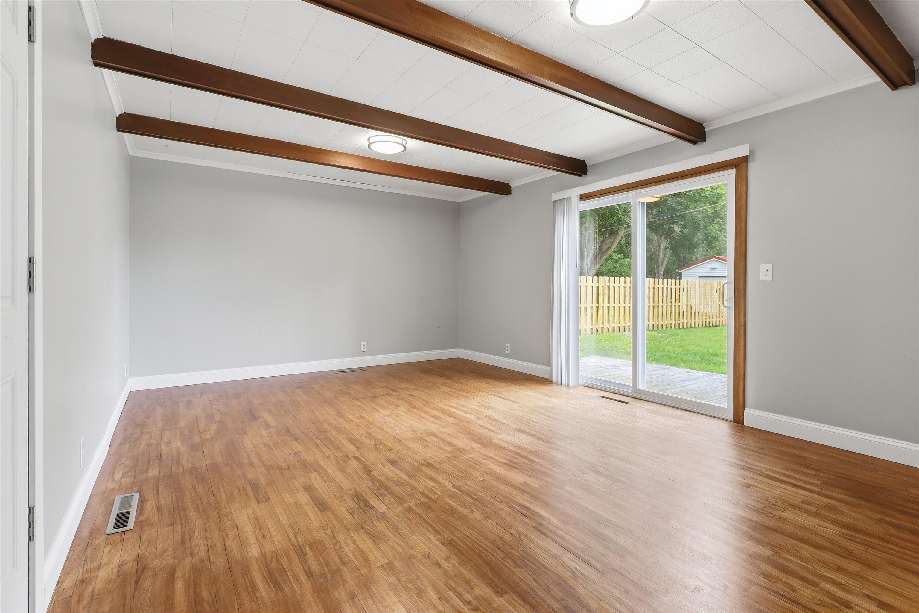 929 Springview Drive Flushing, MI 48433 - Photo 25 of 44