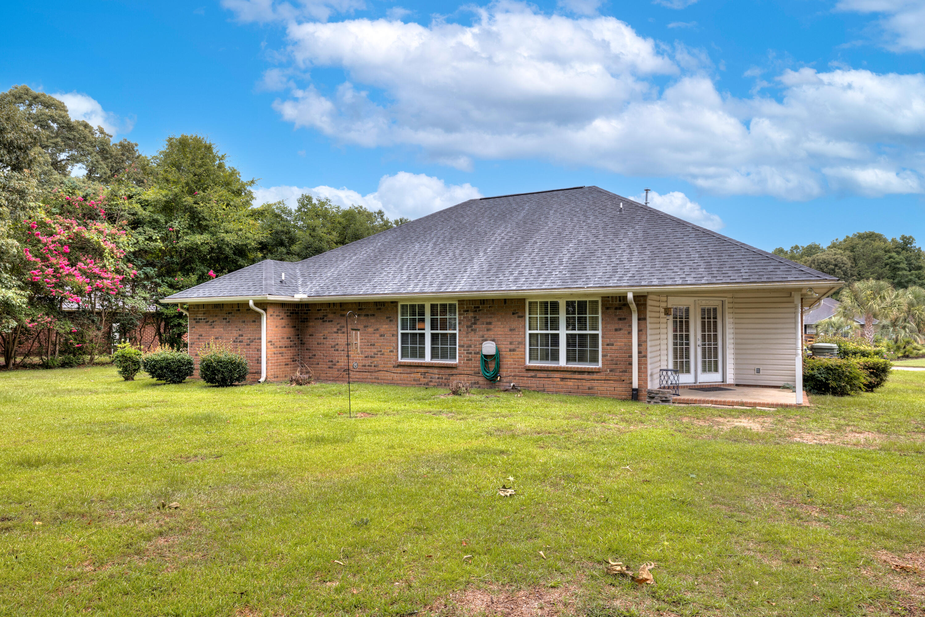 1730 Pyracantha Road Sumter, SC 29154 - Photo 4 of 31 05