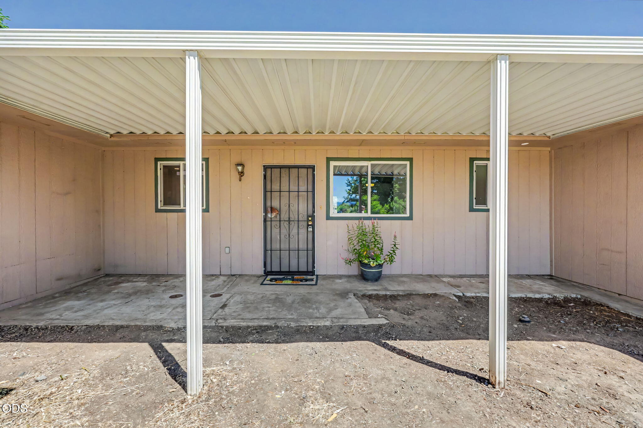 5595 Table Rock Road Central Point, OR 97502 - Photo 12 of 43
