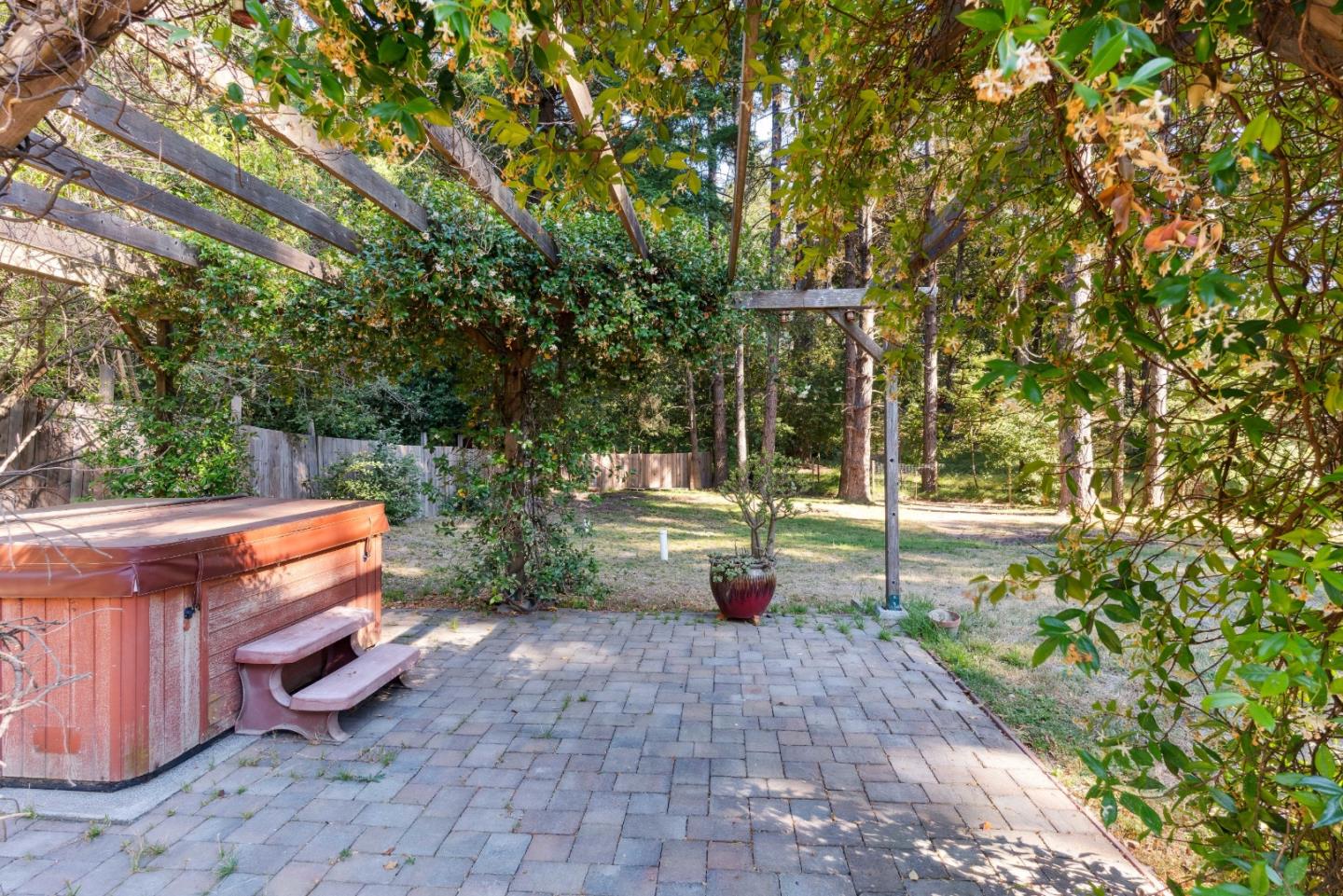 1850 Pine Flat Road Santa Cruz, CA 95060 - Photo 53 of 62 a backyard of a house with lots of green space