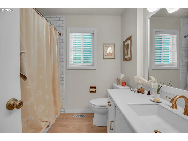 $299,000 | 14970 Northeast Rose Parkway, Unit 30B, Portland, OR 97230