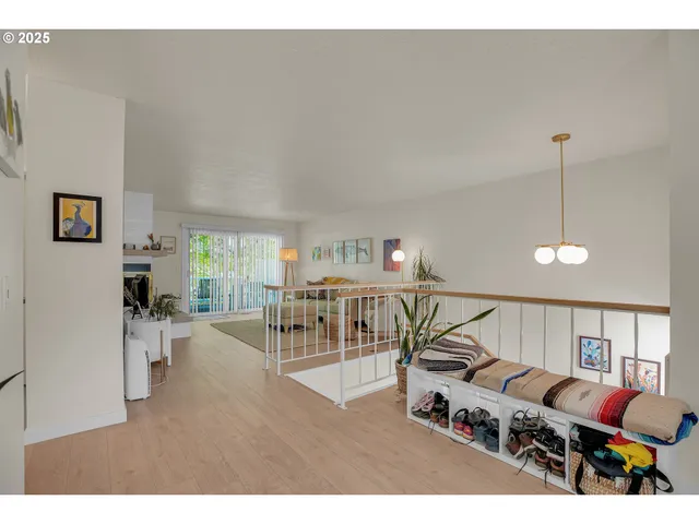 $299,000 | 14970 Northeast Rose Parkway, Unit 30B, Portland, OR 97230