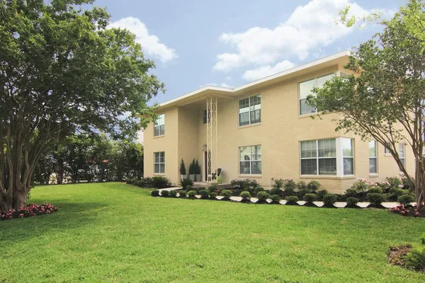 $1,350 | 6832 Bellgreen Drive, Unit C, Houston, TX 77030