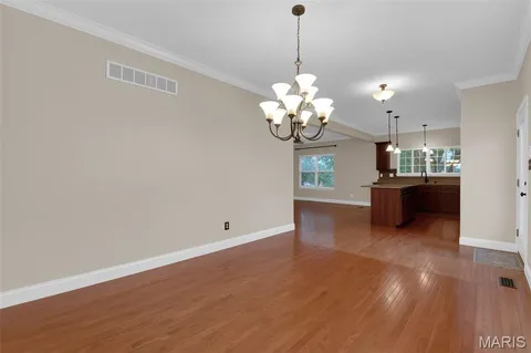 $435,000 | 7221 Field Avenue, St. Louis, MO 63116