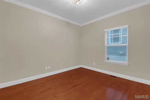 $435,000 | 7221 Field Avenue, St. Louis, MO 63116