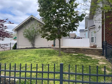 $435,000 | 7221 Field Avenue, St. Louis, MO 63116