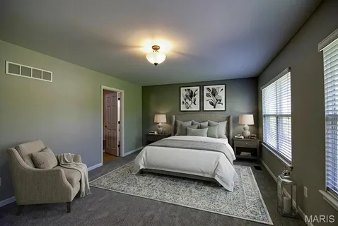 $435,000 | 7221 Field Avenue, St. Louis, MO 63116