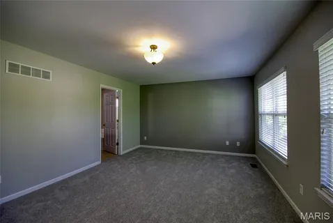 $435,000 | 7221 Field Avenue, St. Louis, MO 63116