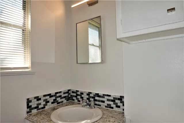 $1,600 | 1028 Starlite Drive, Portland, TX 78374