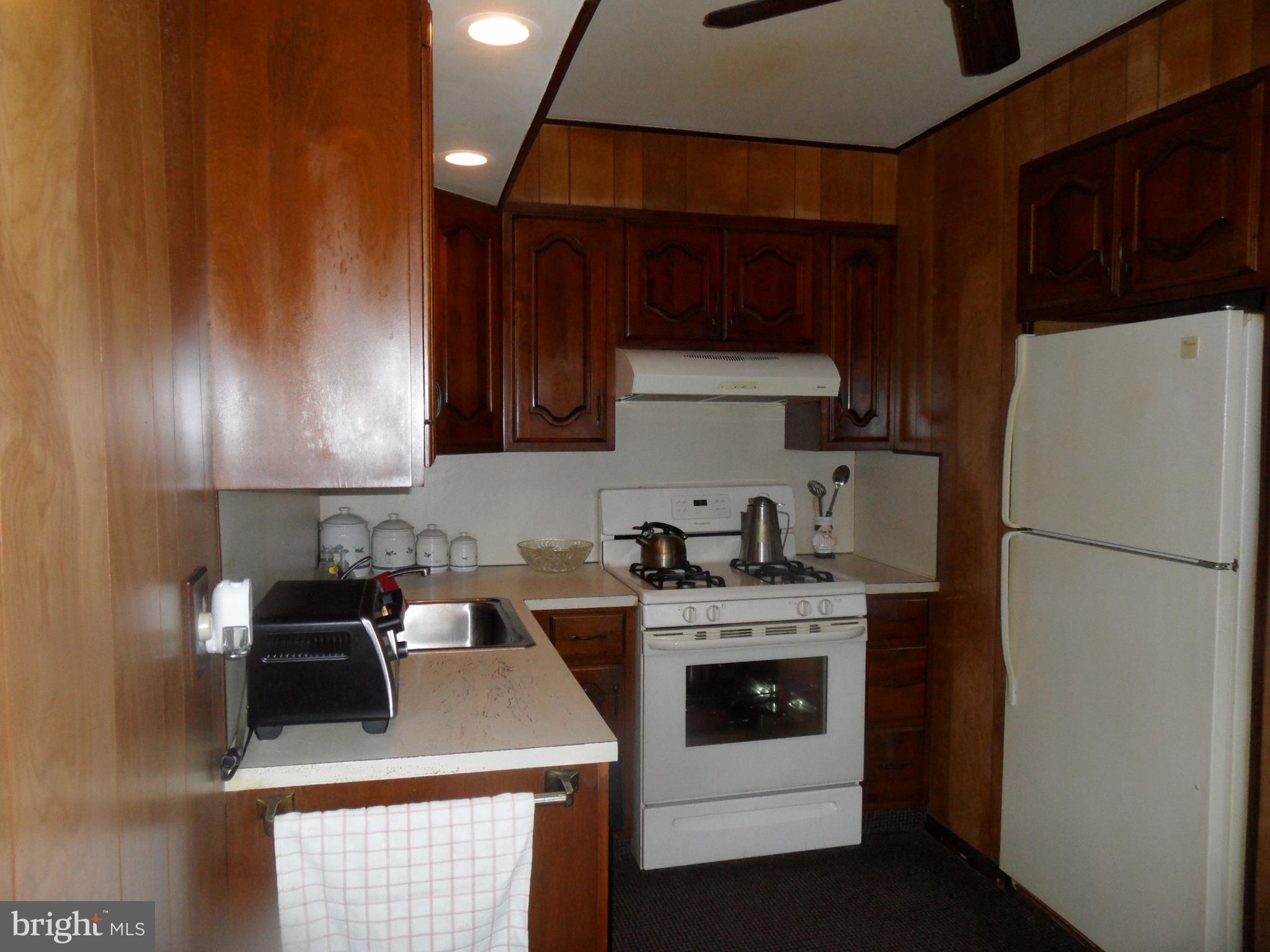 57 Gerard Road Hamilton, NJ 08620 - Photo 3 of 23 Kitchen