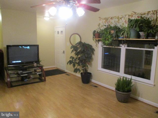 419 Steps To Heaven Road Linden, VA 22642 - Photo 12 of 40 Gallery Image 12