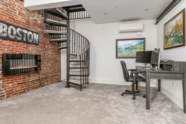 $995,000 | 80 State Street, Unit 302, Portsmouth, NH 03801