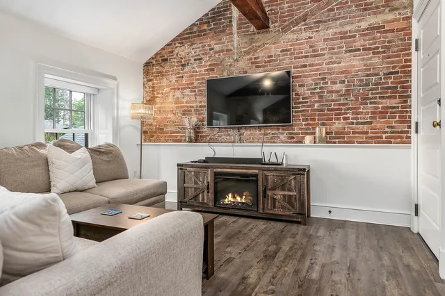 $995,000 | 80 State Street, Unit 302, Portsmouth, NH 03801