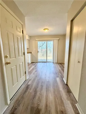 $340,000 | 400-a-b Northeast Westwind Drive, Lee's Summit, MO 64086