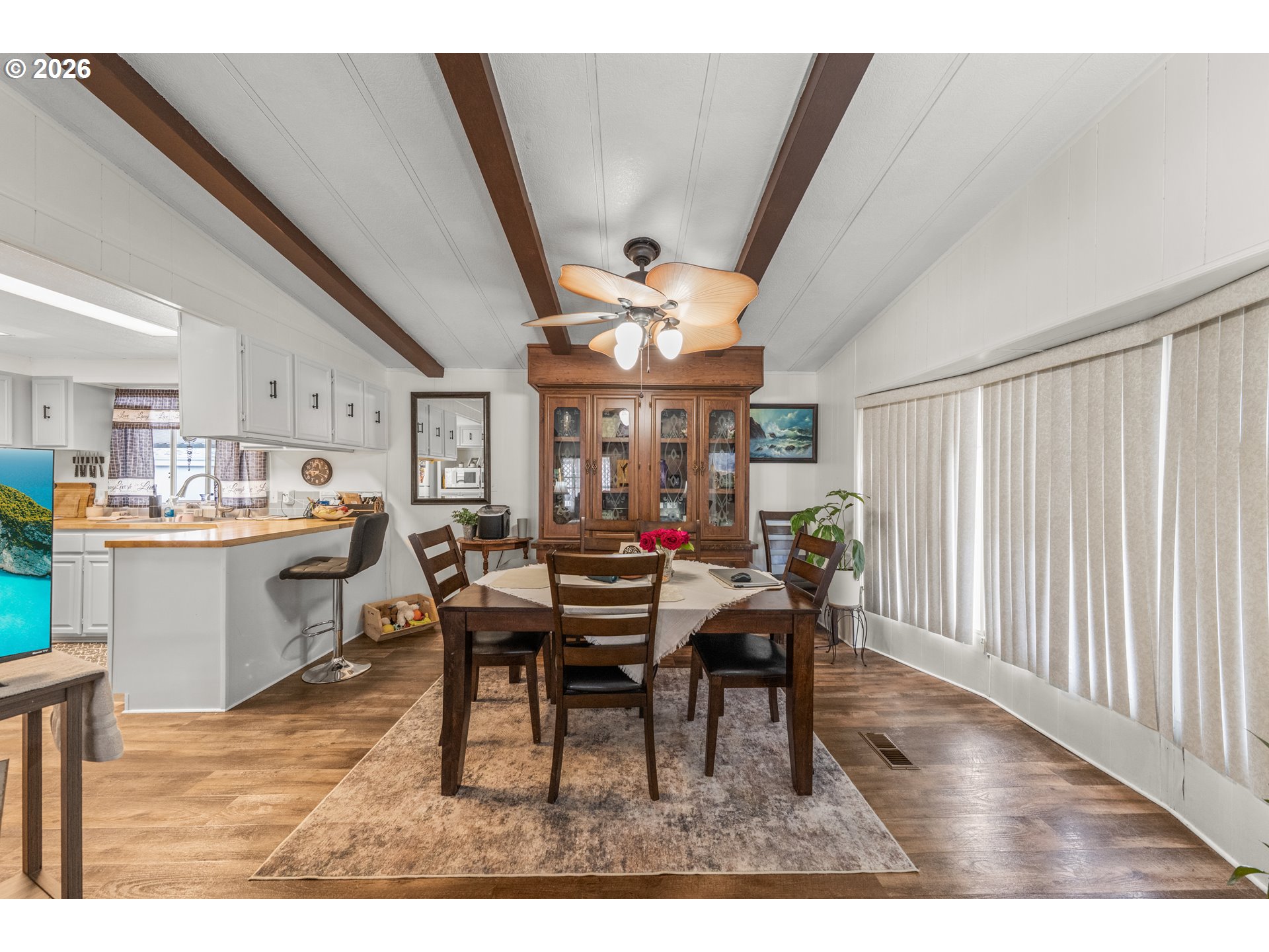 804 Shadow Ranch Lane Roseburg, OR 97470 - Photo 15 of 40 Dining Area