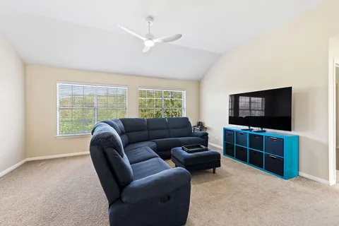 $575,000 | 807 Lone Buck Pass, Cedar Park, TX 78613