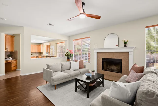 $575,000 | 807 Lone Buck Pass, Cedar Park, TX 78613