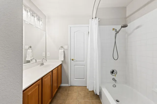 $575,000 | 807 Lone Buck Pass, Cedar Park, TX 78613