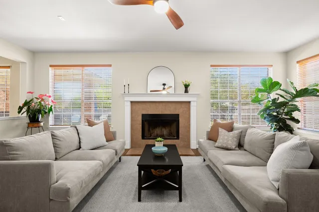 $575,000 | 807 Lone Buck Pass, Cedar Park, TX 78613